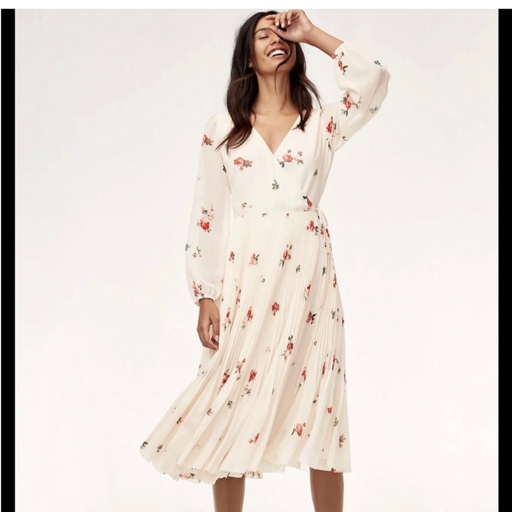 ISO Wilfred Beaune Pleated Dress With Sleeves